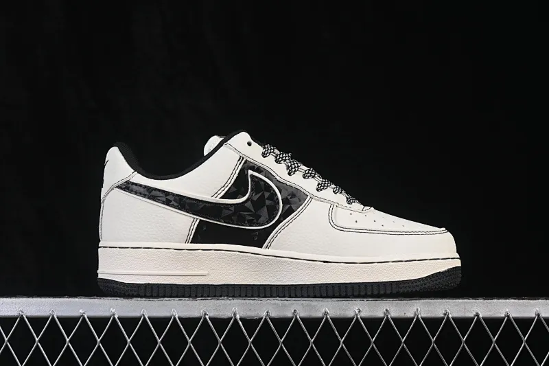 All categories Nk Air Force 1 Air Force series Nk Air Force 1 Low Air Force low-top Nike Air Force 1'07 Low joint model Air Force 1 low-top casual sneakers KD1688-008